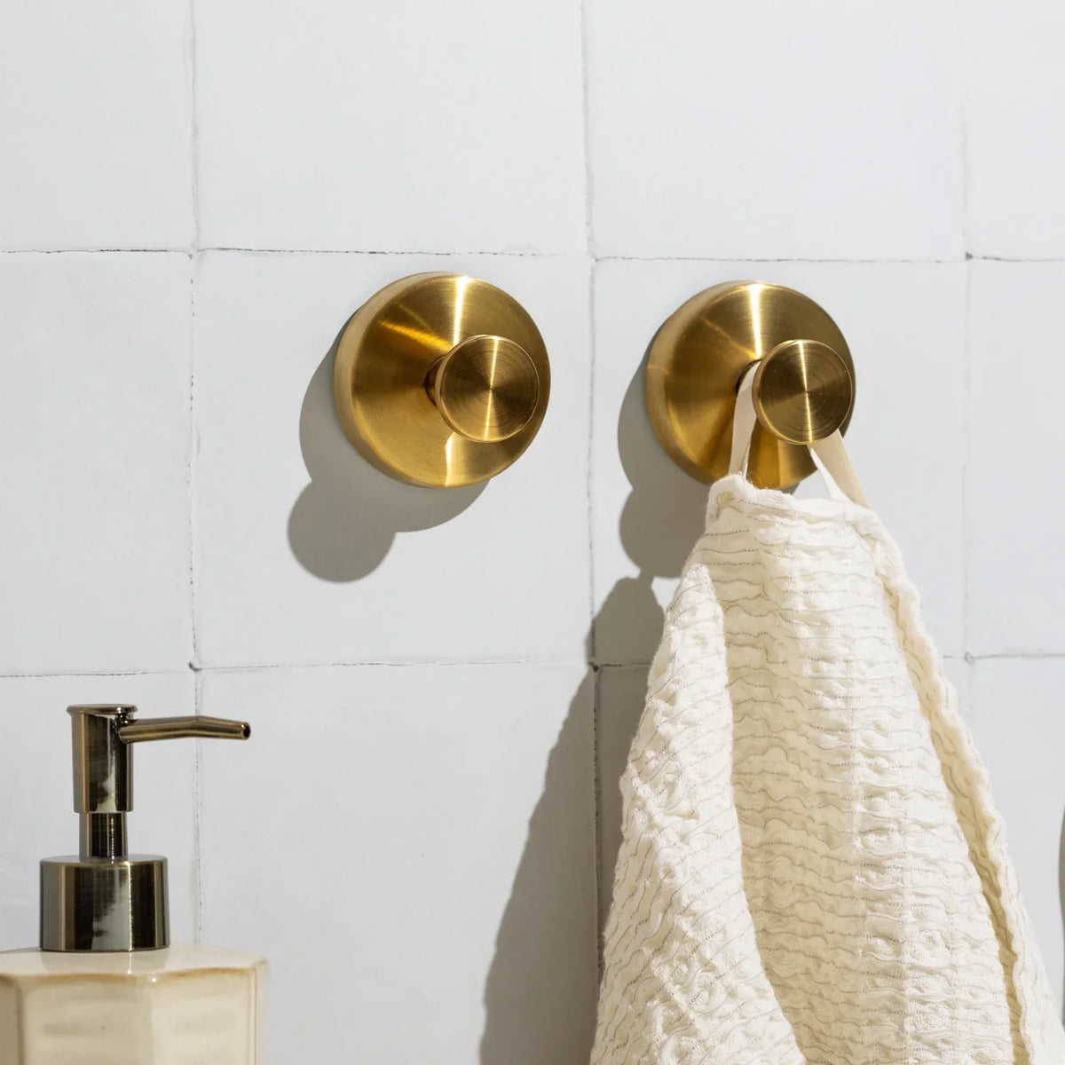 ScandicHook - Nem montering uden at bore